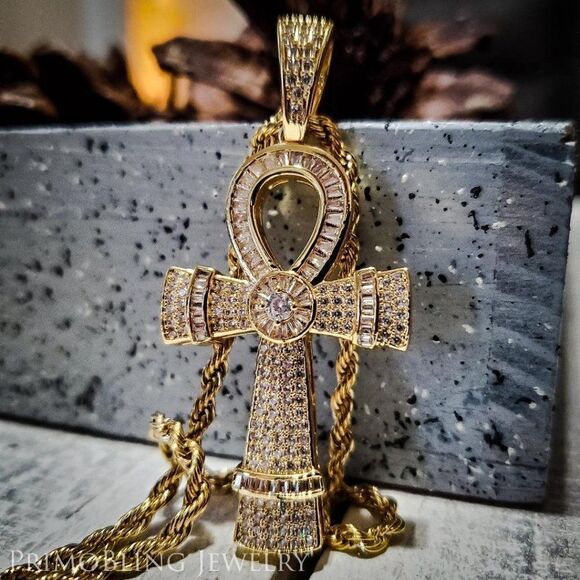 Iced Out Ankh In Gold - Picture 2 of 3